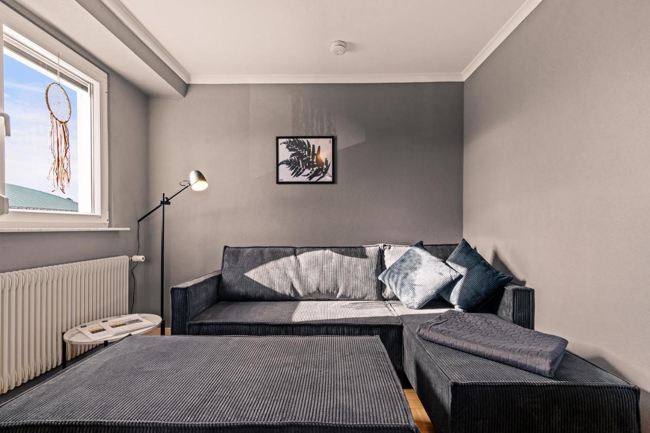 Apartment Fuer Bis Zu 6 Personen Mit Terrasse Und Klima FDH Exteriör bild