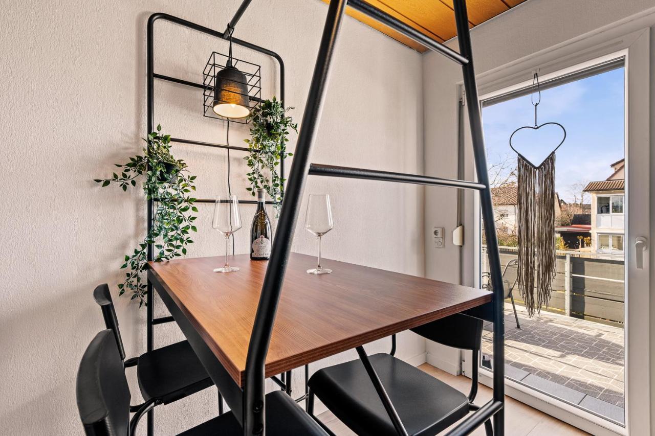 Apartment Fuer Bis Zu 6 Personen Mit Terrasse Und Klima FDH Exteriör bild